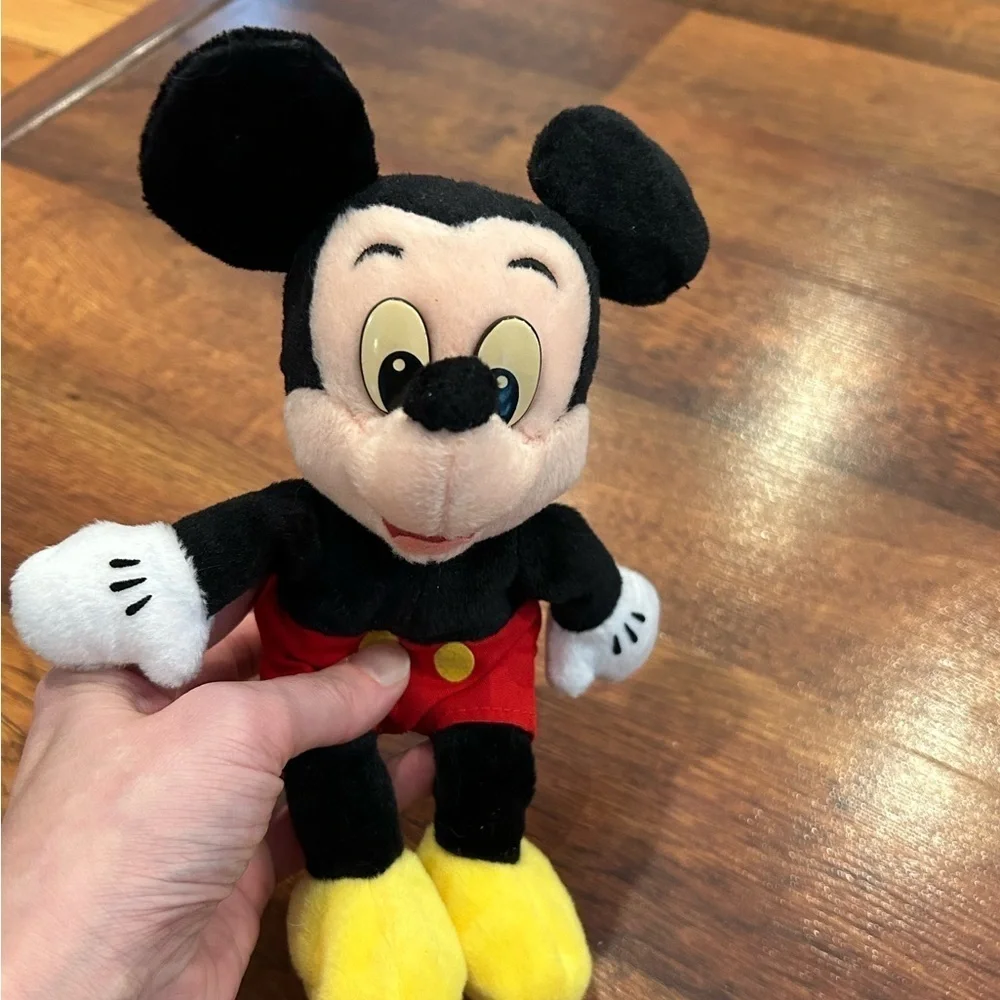 Vintage Disney's Mickey Mouse Plush Walt Disney World Resort 8” Bean Bag